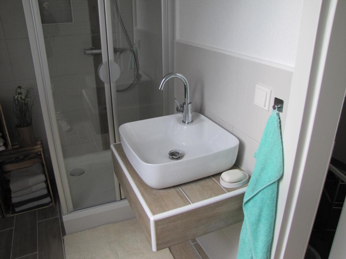 Moeblierte Dachgeschosswohnung In Ruhiger Lage Zu Vermieten Wetzlar Exteriér fotografie