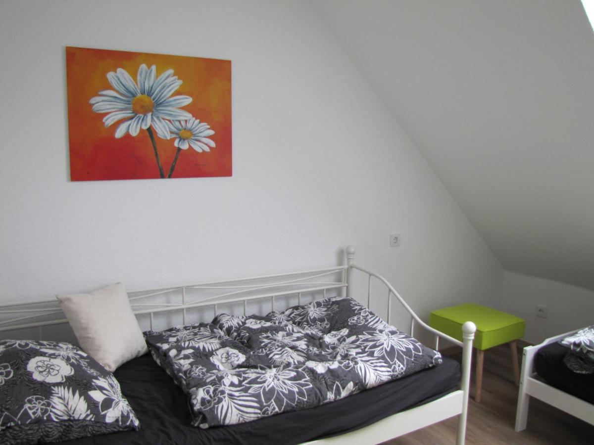Moeblierte Dachgeschosswohnung In Ruhiger Lage Zu Vermieten Wetzlar Exteriér fotografie