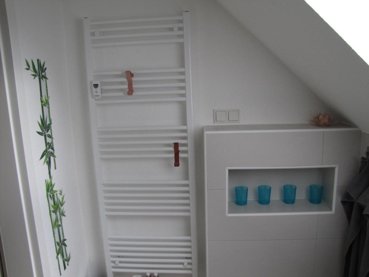 Moeblierte Dachgeschosswohnung In Ruhiger Lage Zu Vermieten Wetzlar Exteriér fotografie