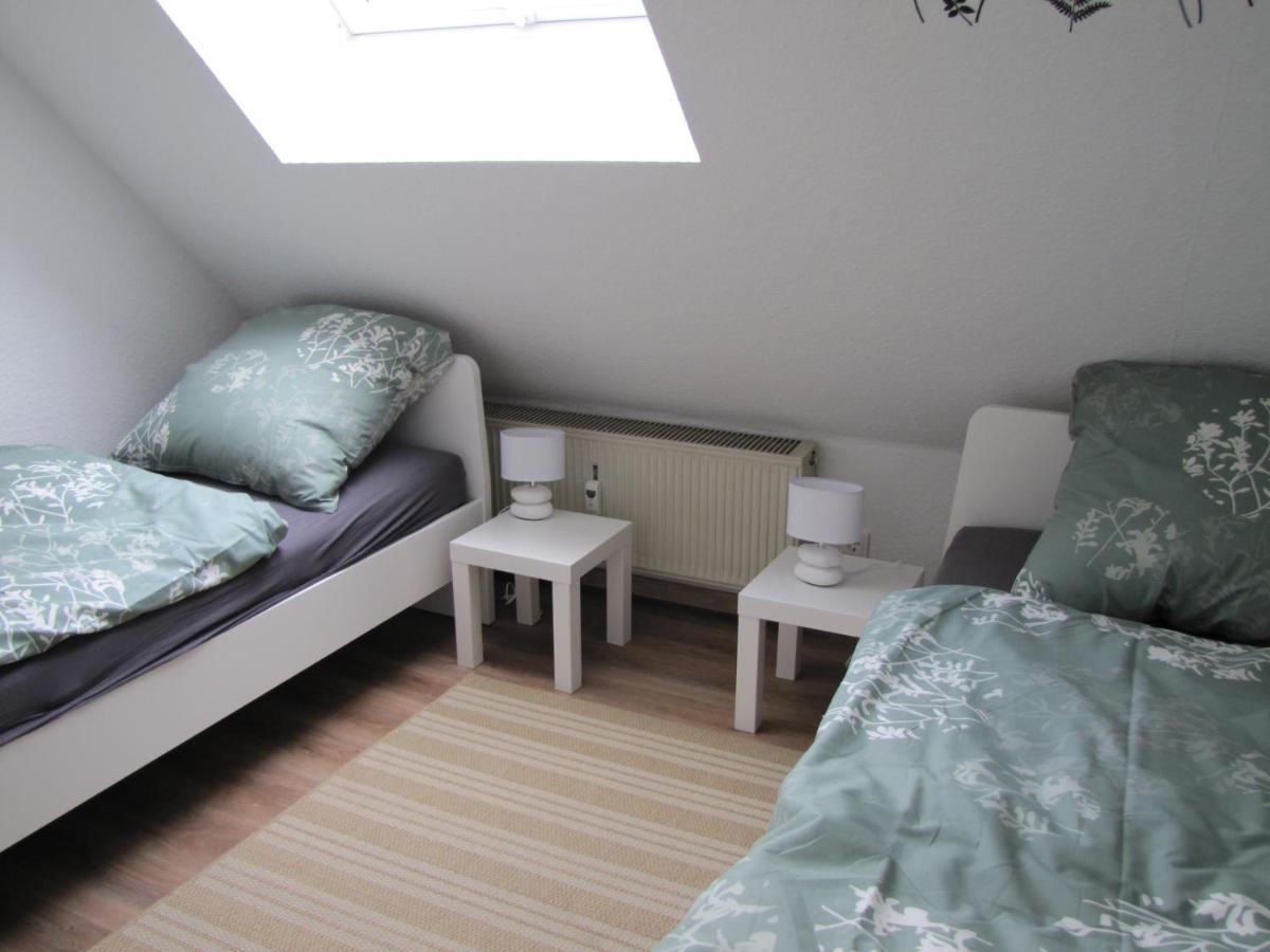 Moeblierte Dachgeschosswohnung In Ruhiger Lage Zu Vermieten Wetzlar Exteriér fotografie